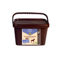 Alt Text:
A 4kg brown bucket of Fitmin Foal mineral and vitamin supplement. The label features a light purple and cream design with a foal silhouette, highlighting its role in supporting the healthy growth and development of foals and young horses. It includes the Fitmin Faktor and contains 80 doses.
